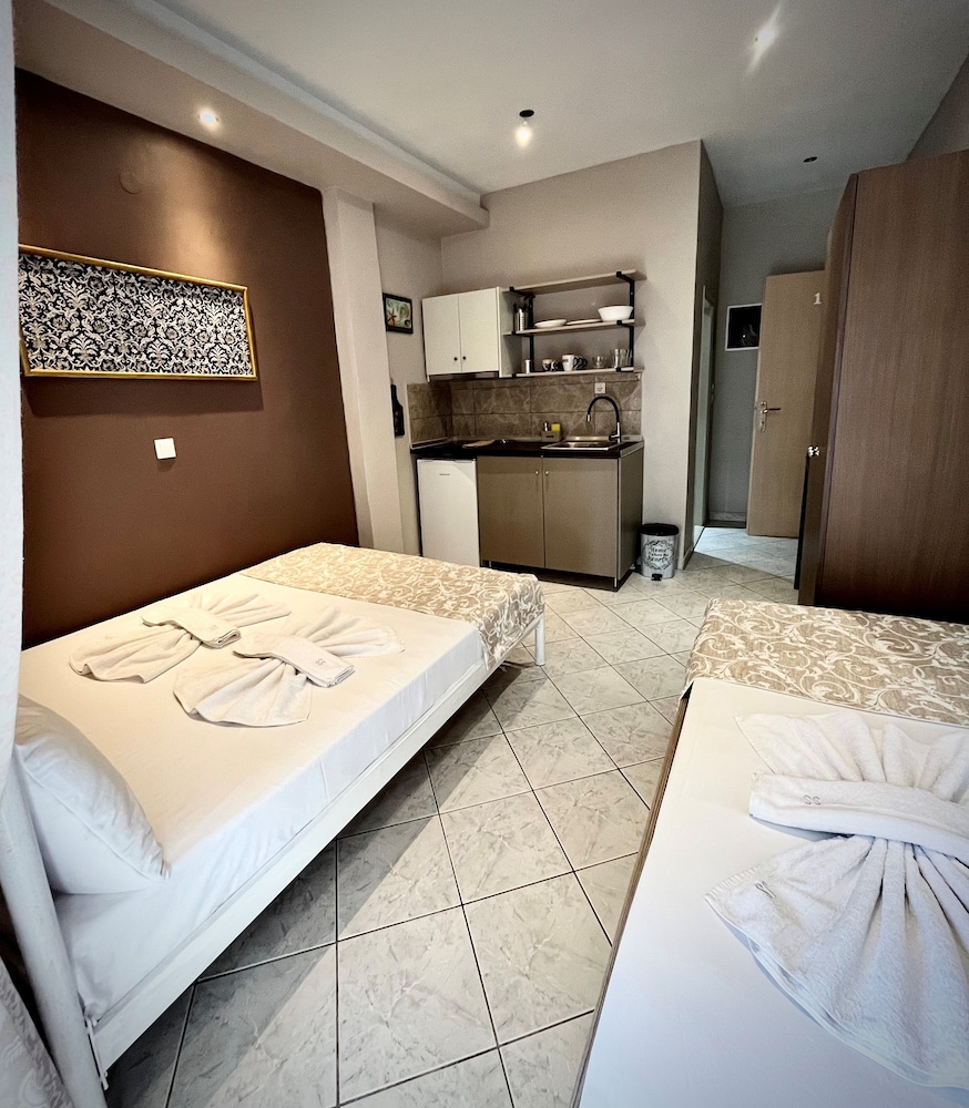 Room-beautiful Bedroom for 3 People in L photo 3