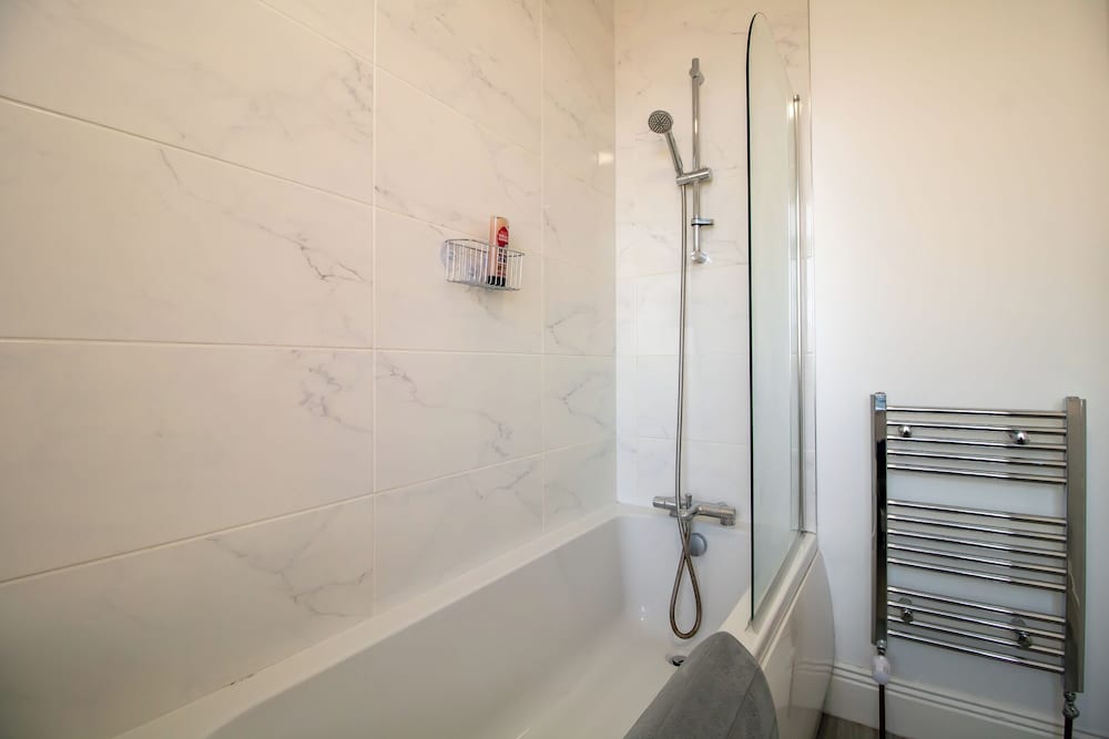 Kingley Court – Ideal for Contractors & Families – 10 mins to Newcastle City Centre