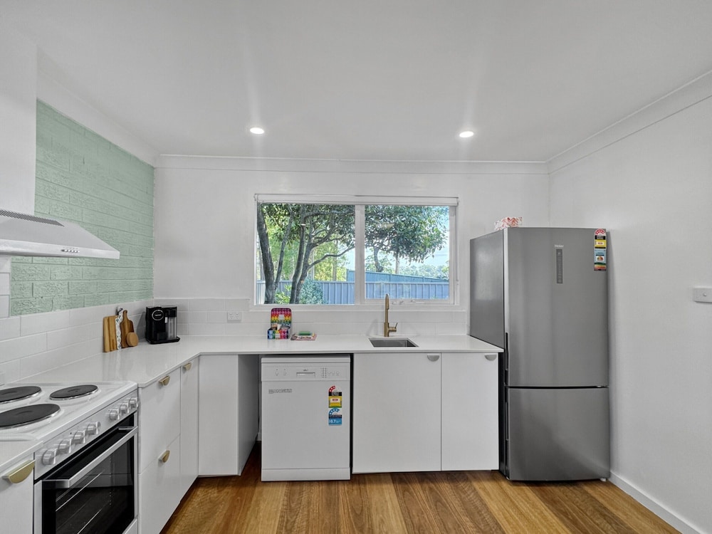 Spacious 2-bed Townhouse With BBQ