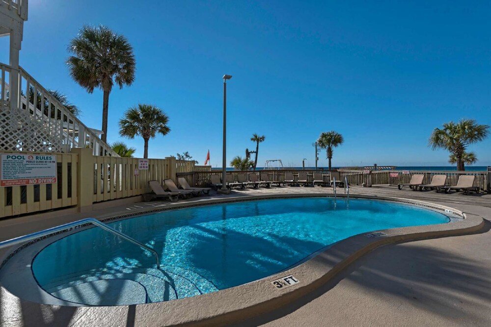Sunbird Beach Resort 1 Bedroom Apartment