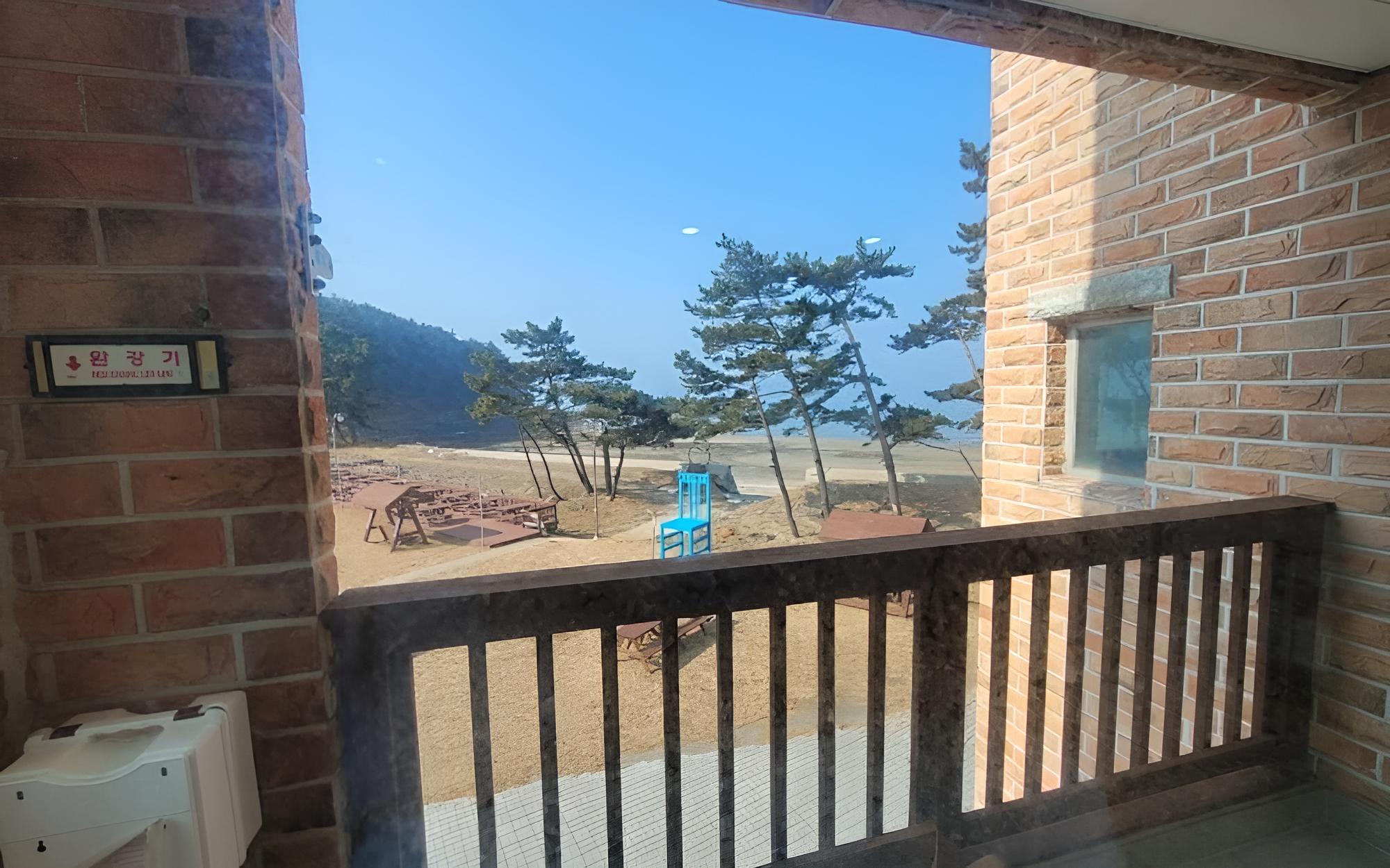 Taean Golden Wave Pension