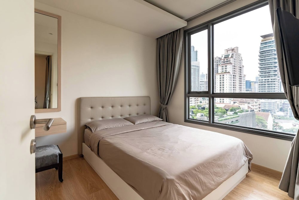 Free Airport Pick Up Rooftop Pool Jacuzzi Gym BTS Emqartier Shopping Mall