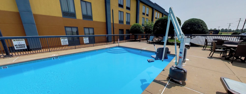 CASINO INN & SUITES TUNICA RESORTS