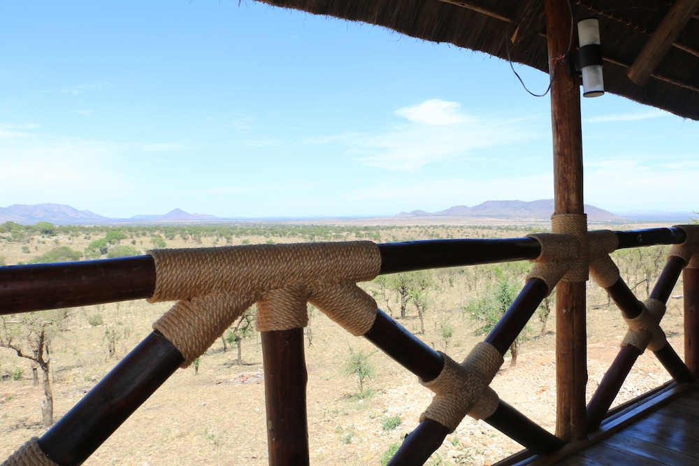 Serengeti Safari Lodge
