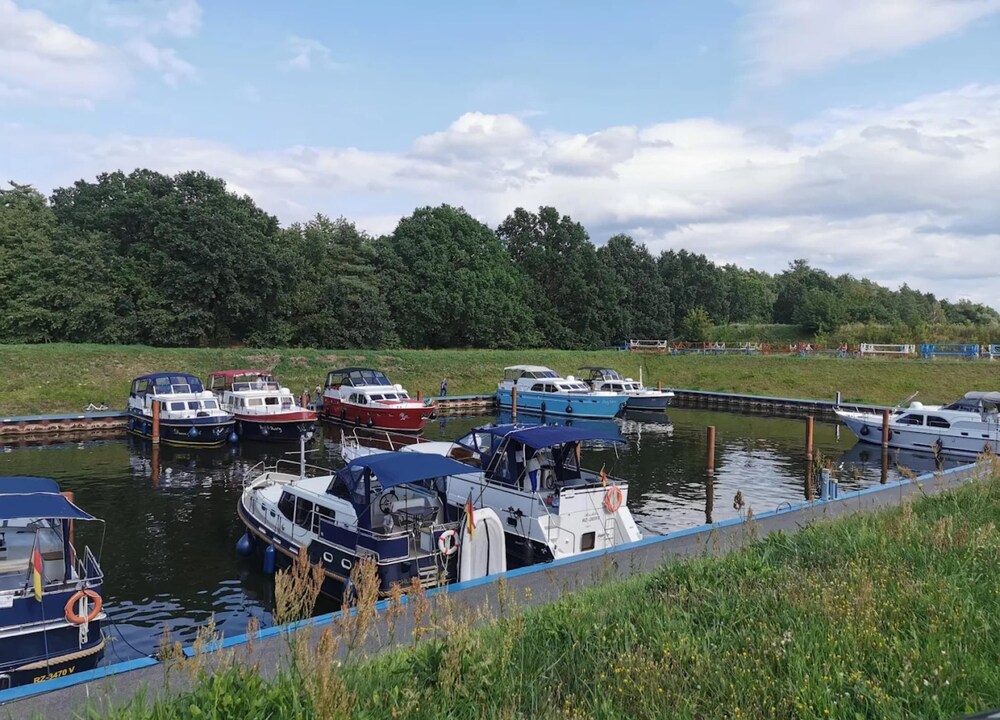 Reihenhaus mit Wlan in Buchholz am Muritzsee