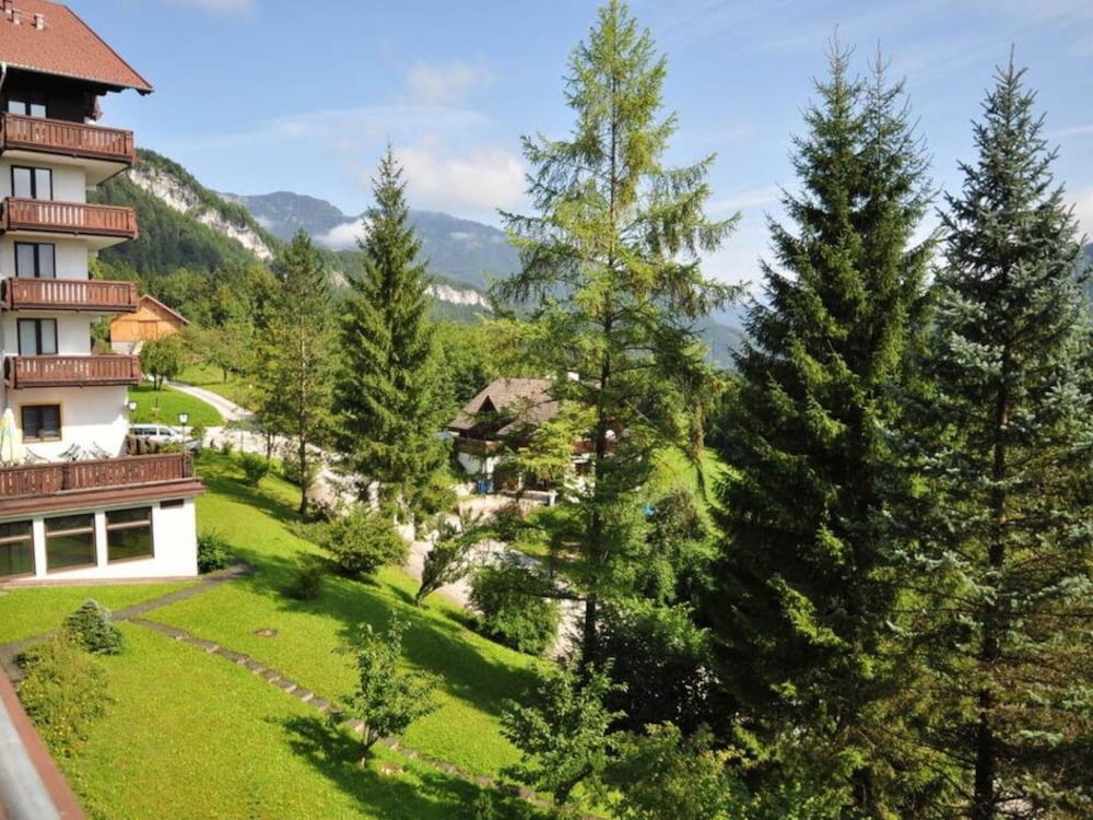 Cosy Holiday Home in bad Goisern With Balcony