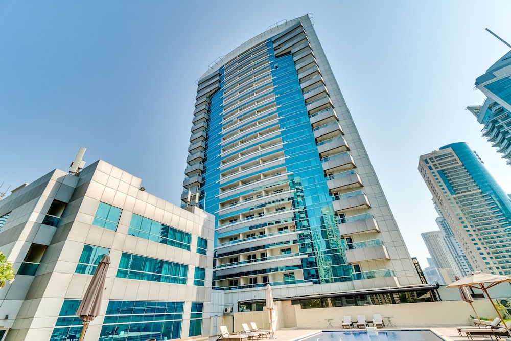 2 Bedroom Apartment Marina