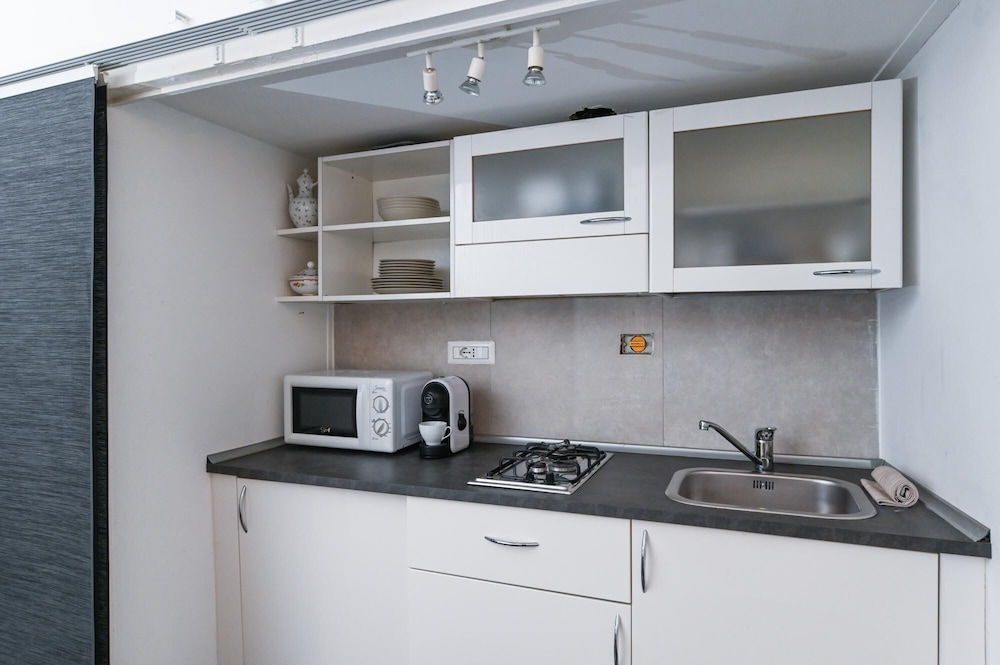 Gorgeous Trastevere Loft On The River