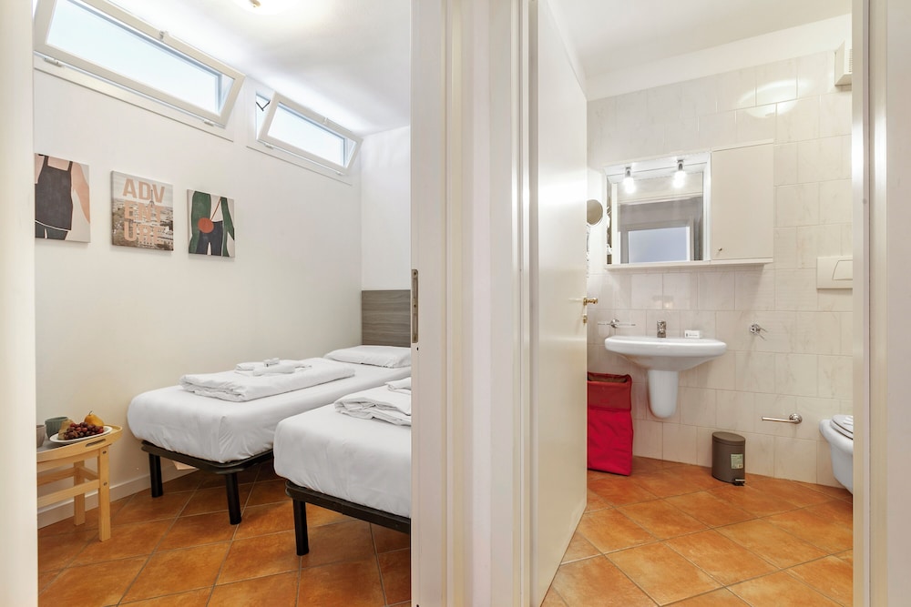 Porto Letizia P13 photo 3