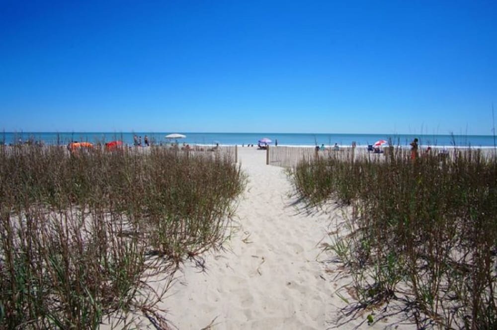 Roxanne Towers by Elliott Beach Rentals
