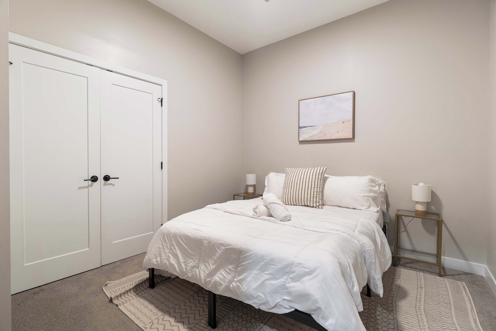 CozySuites at Textile