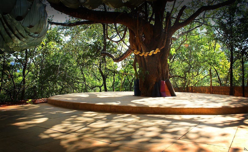 Khaama Kethna Wellbeing Retreat Centre