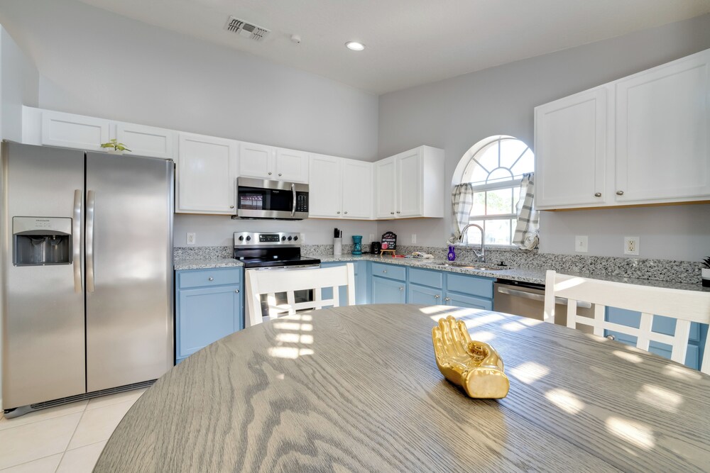 11 Mi to Disney: Pet-friendly Aviana Resort Home!