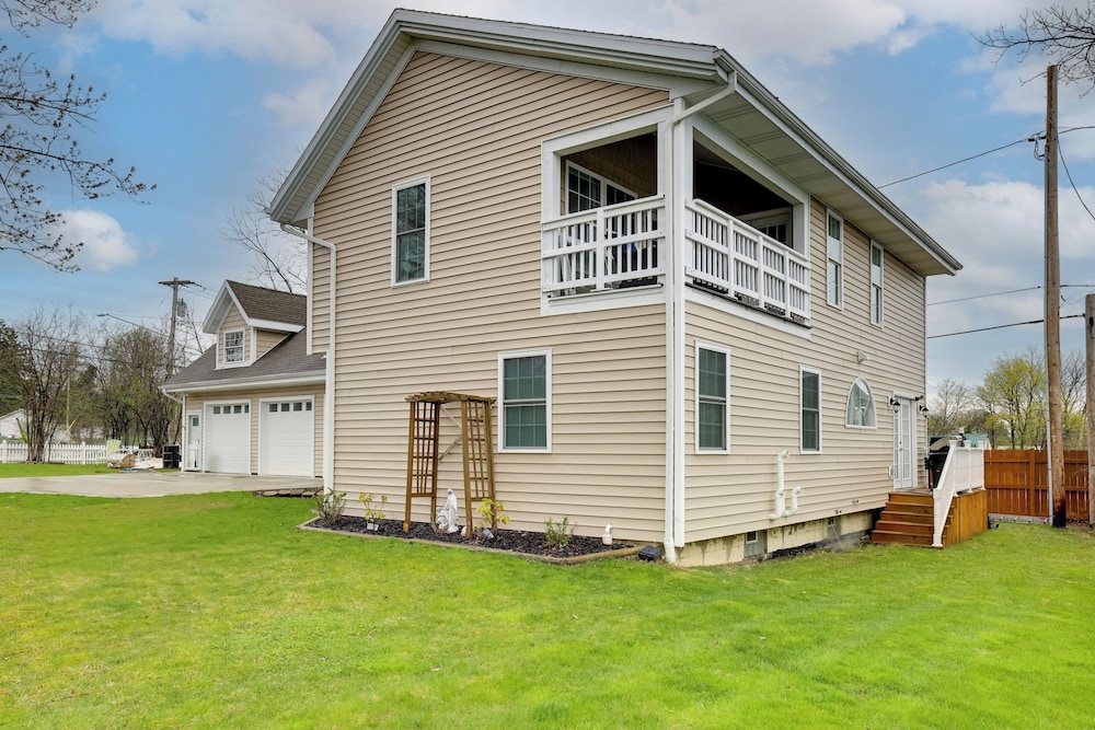 1 Mi to Beach: Nature Paradise in Lake View!