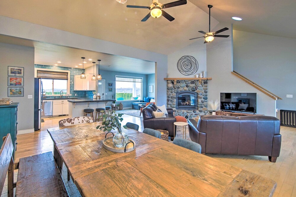 Yakima Vacations - Remarkable Yakima Getaway w/ Pool  Hot Tub! - Property Image 9