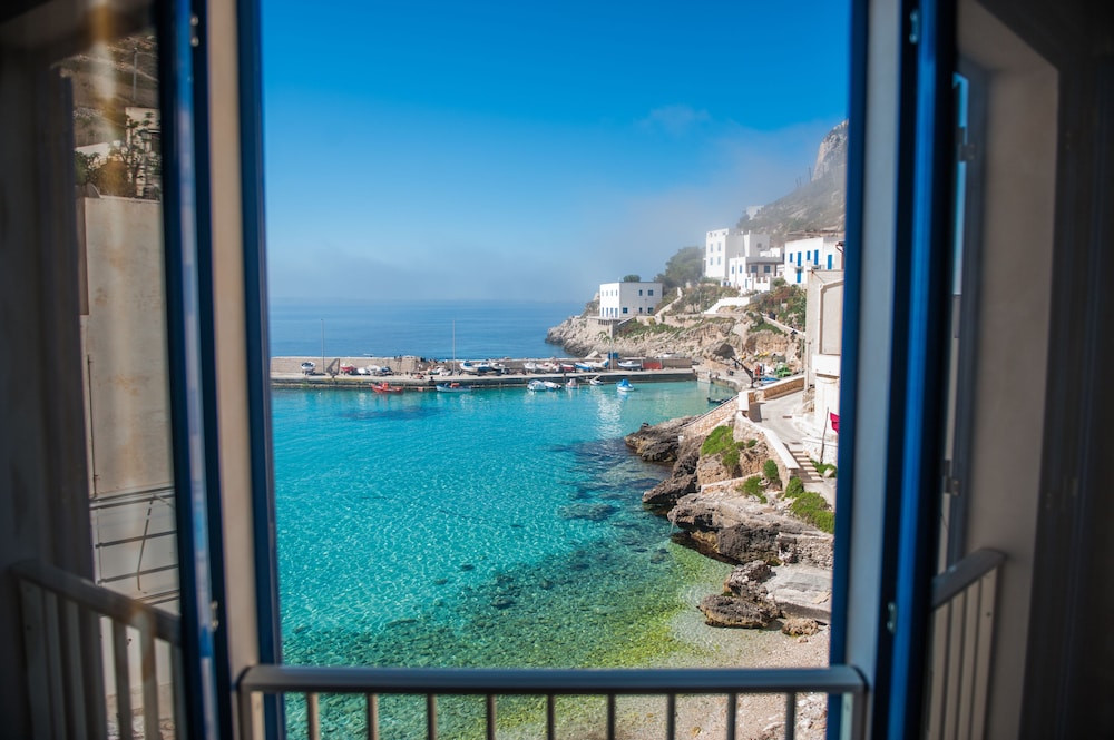 Cala Dogana Guest House