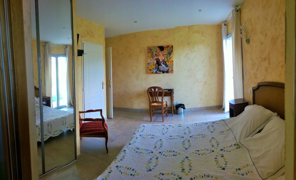 Photo 9