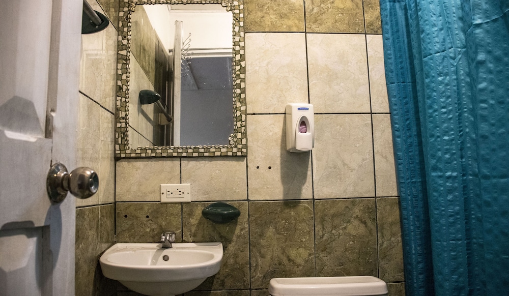 Selina Puerto Viejo - Hostel
