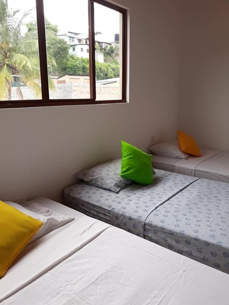 Hostel Casa Brenes view 4