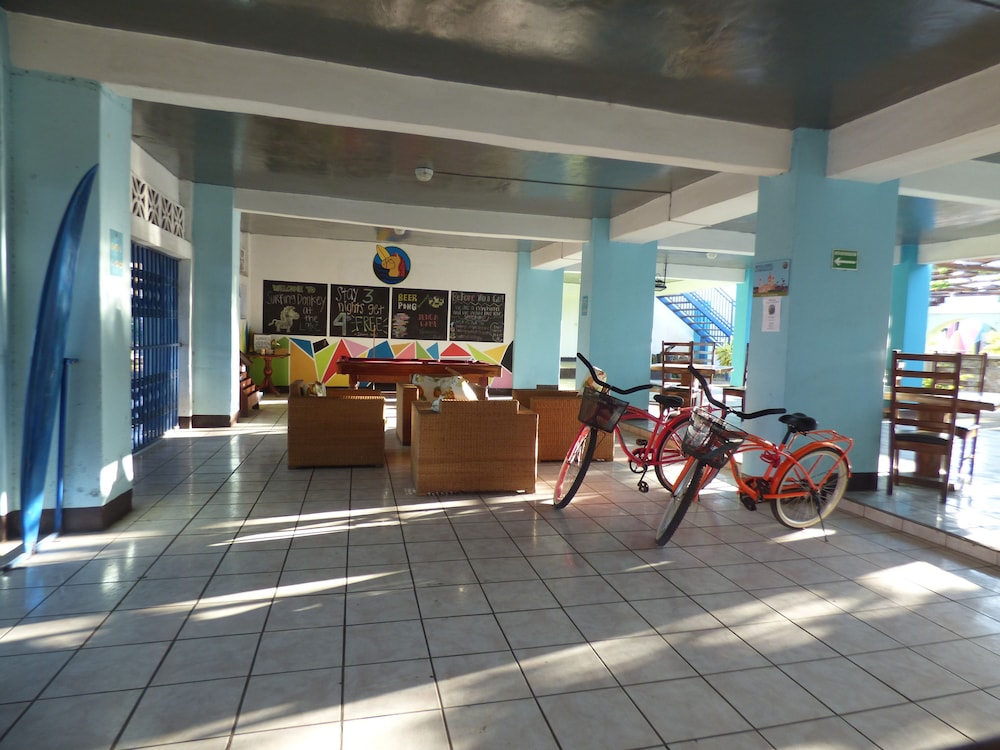 Granada Vacations - Hostal Surfing Donkey At The Lake - Hostel - Property Image 21