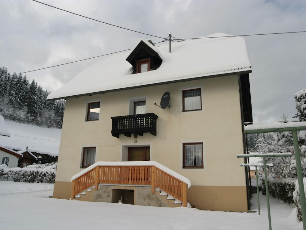 Scenic Holiday Home in Deutsch Griffen near Hochrindl