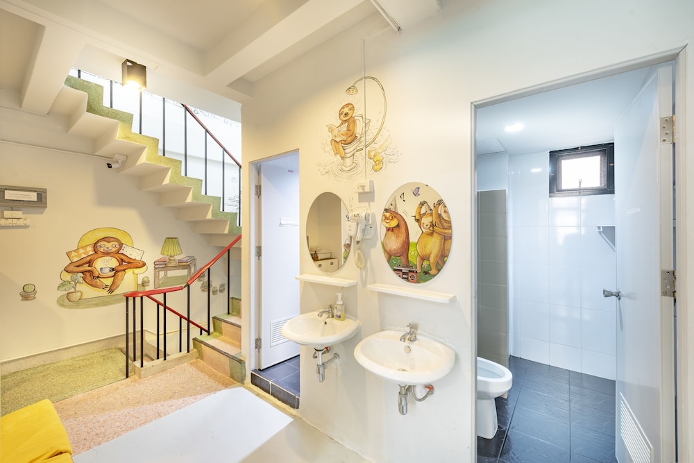 Sloth Hostel