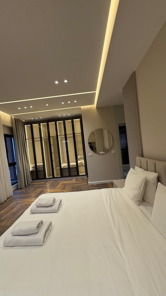 Blue Boutique Apartments 3