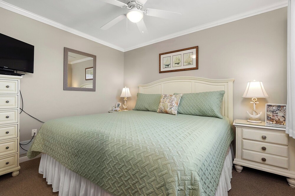 Surfside Shores by Southern Vacation Rentals
