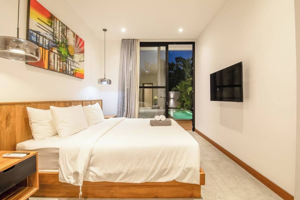 Elegant Villa Sinara 2BR With Sea View