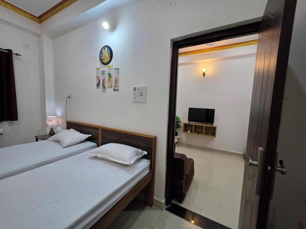 Narayans Residency