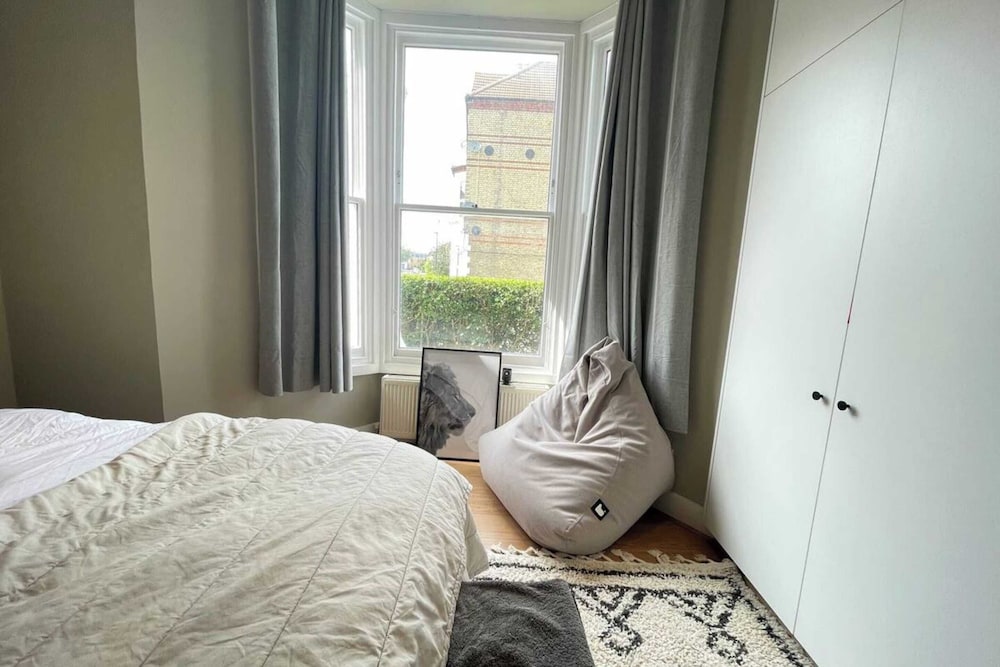 Bright & Beautifully Decorated 1BD Flat - Brixton