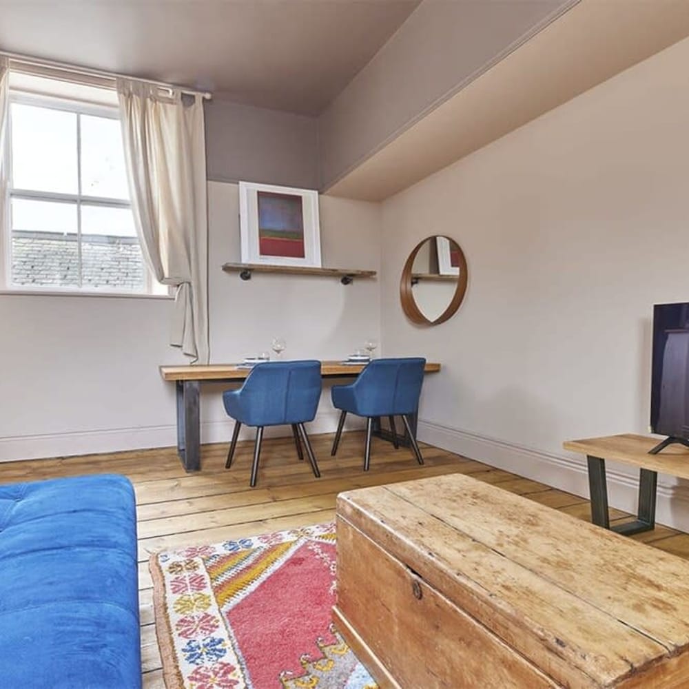 Host Stay The Old Courtroom Flat view 3