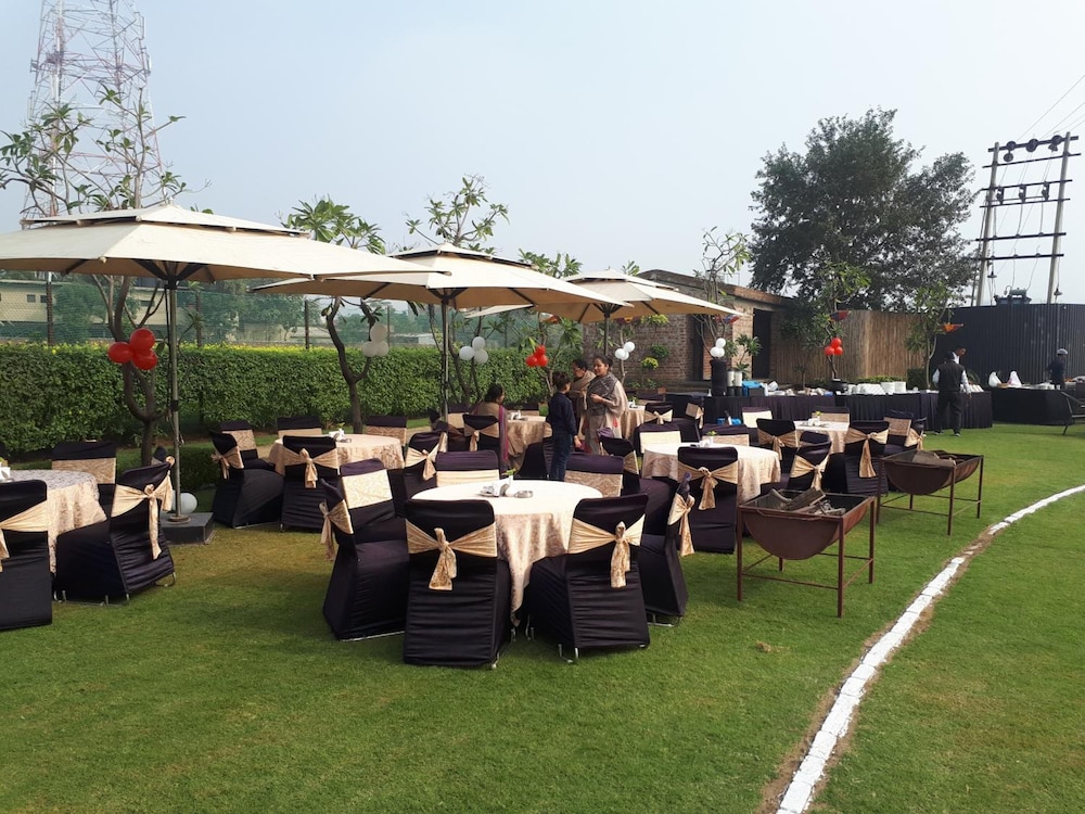 meeting & event spaces