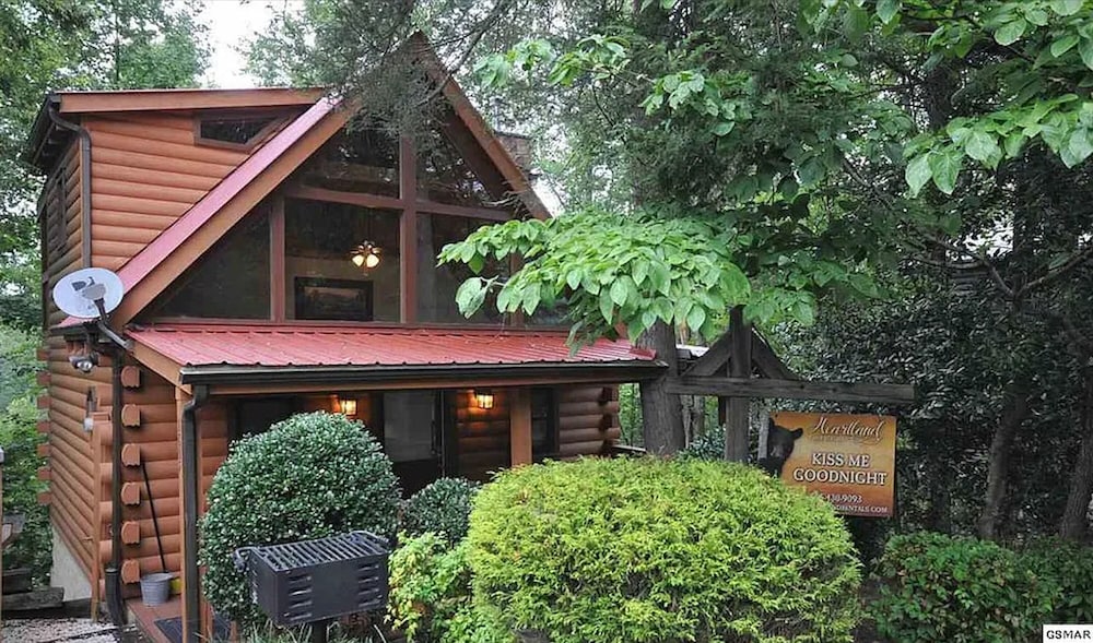 Secluded Sweetheart Escape