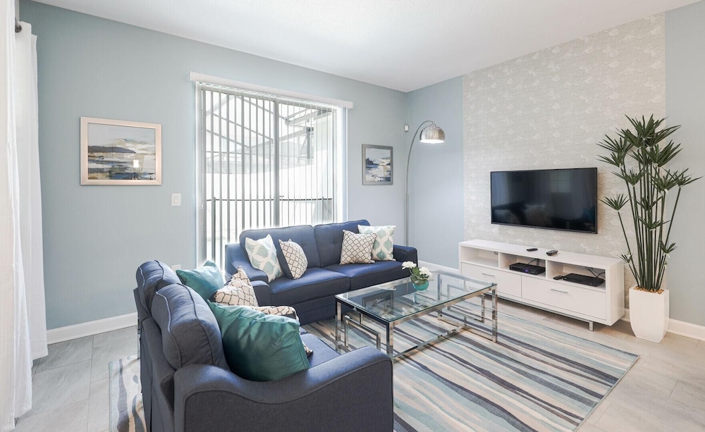 4815ds-non Renting February 1, 2023 Storey Lake - Image 5