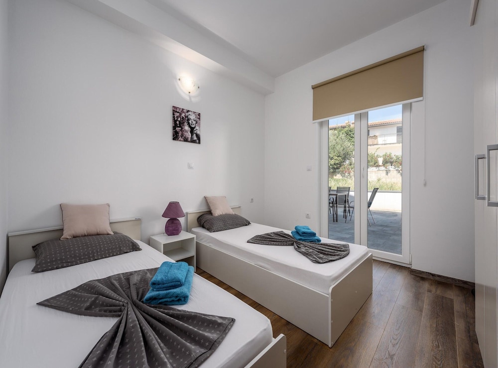 Apartment in Kukci Near Spadici Beach