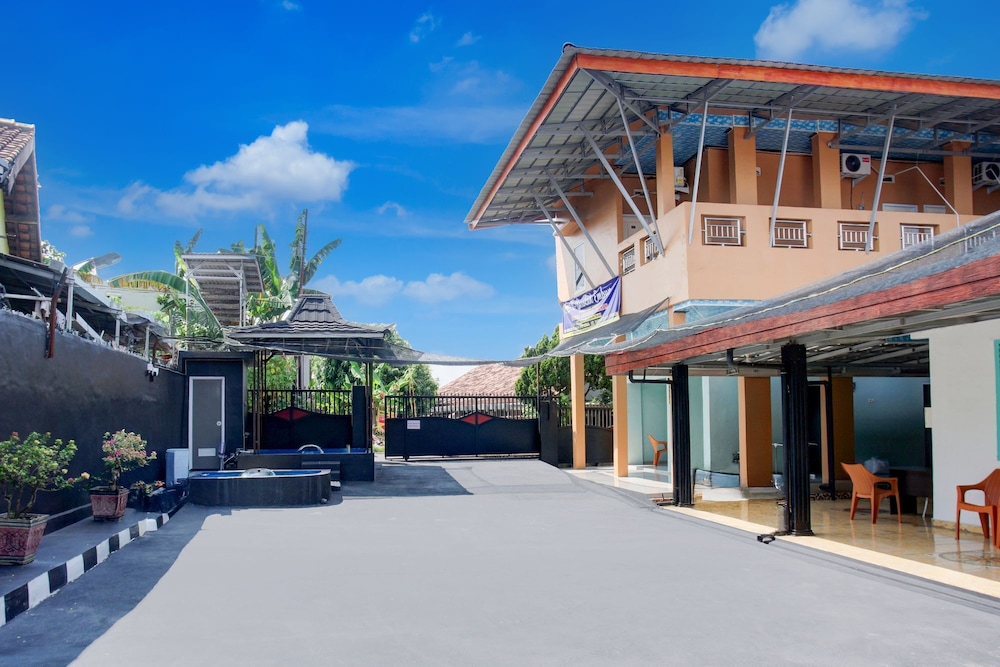 Hotel O Al Barokah Embun Kostel Syariah
