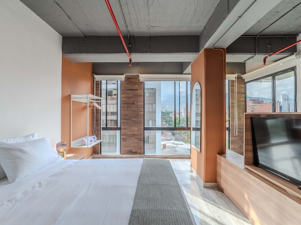 w Amazing 1BR in Laureles