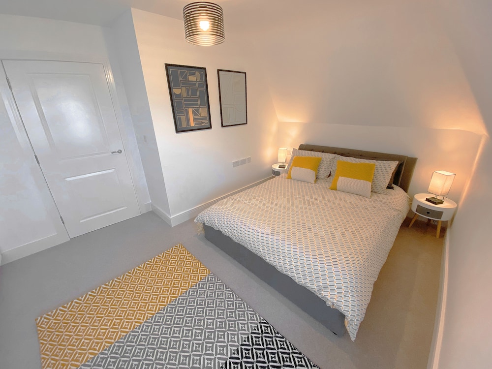 Urbanside Penthouse view 4