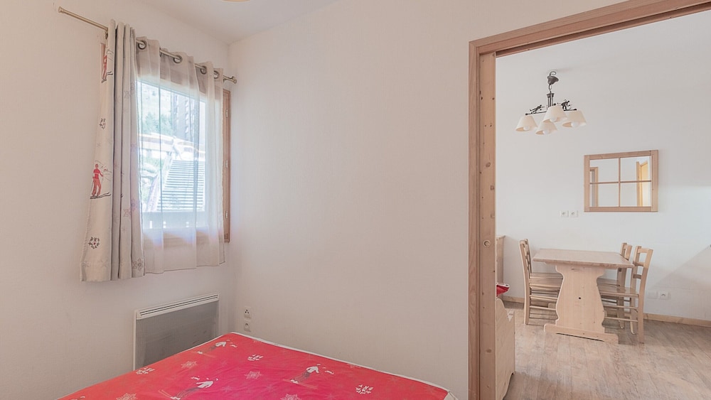 Apartment in Orcieres With Ski Slope Views