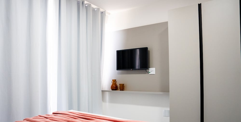 Simple Smart - LikeHome Hospedagens