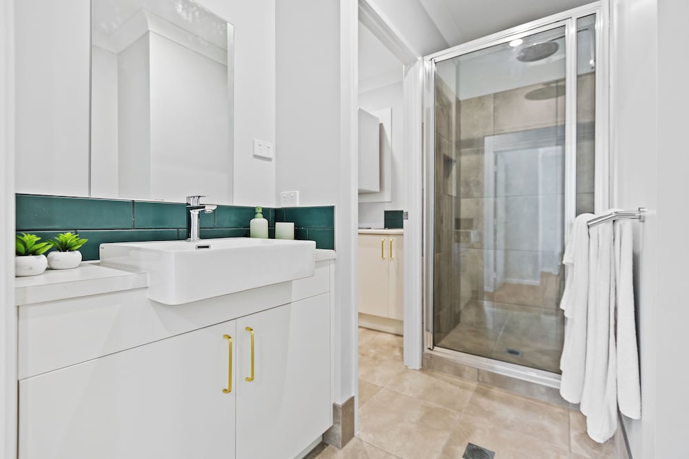 Comfortable 3-Bedroom Home Near City