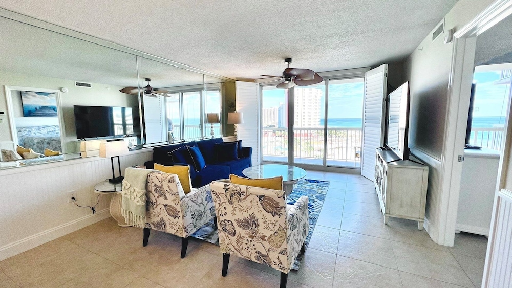 Pelican Beach 0716 2 Bedroom Home