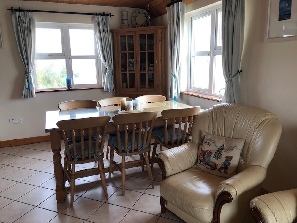 Cliff Cottages No 43 view 5