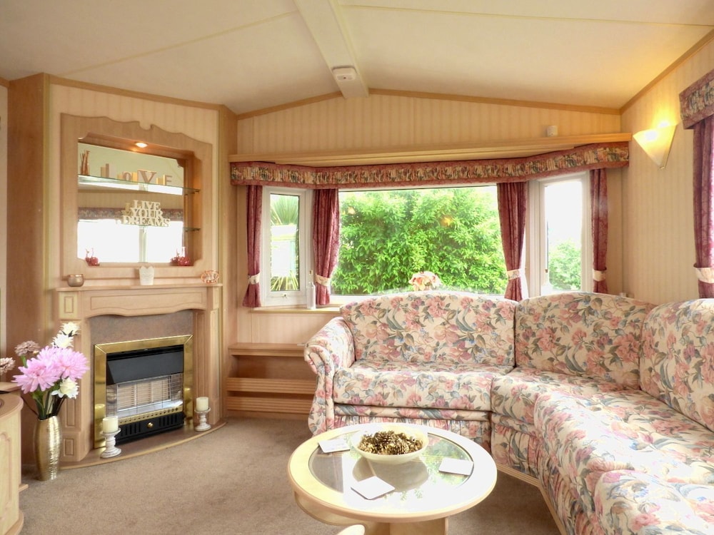 Caravan Hire at Sunnydale Holiday Park