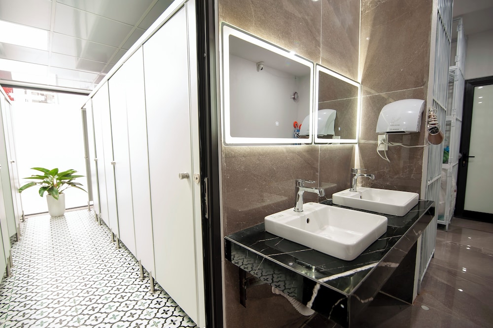 Ma Pi Leng Horizon Hostel - Tour Motobike rental