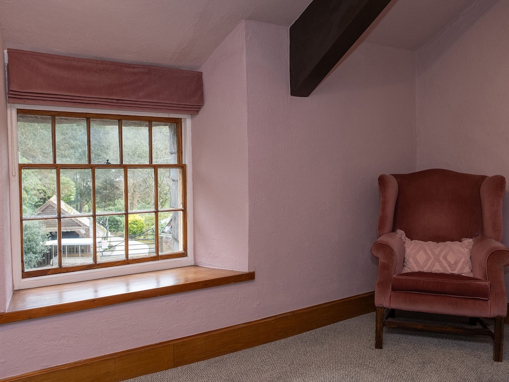 Watermouth Castle, Rhododendron Apartment