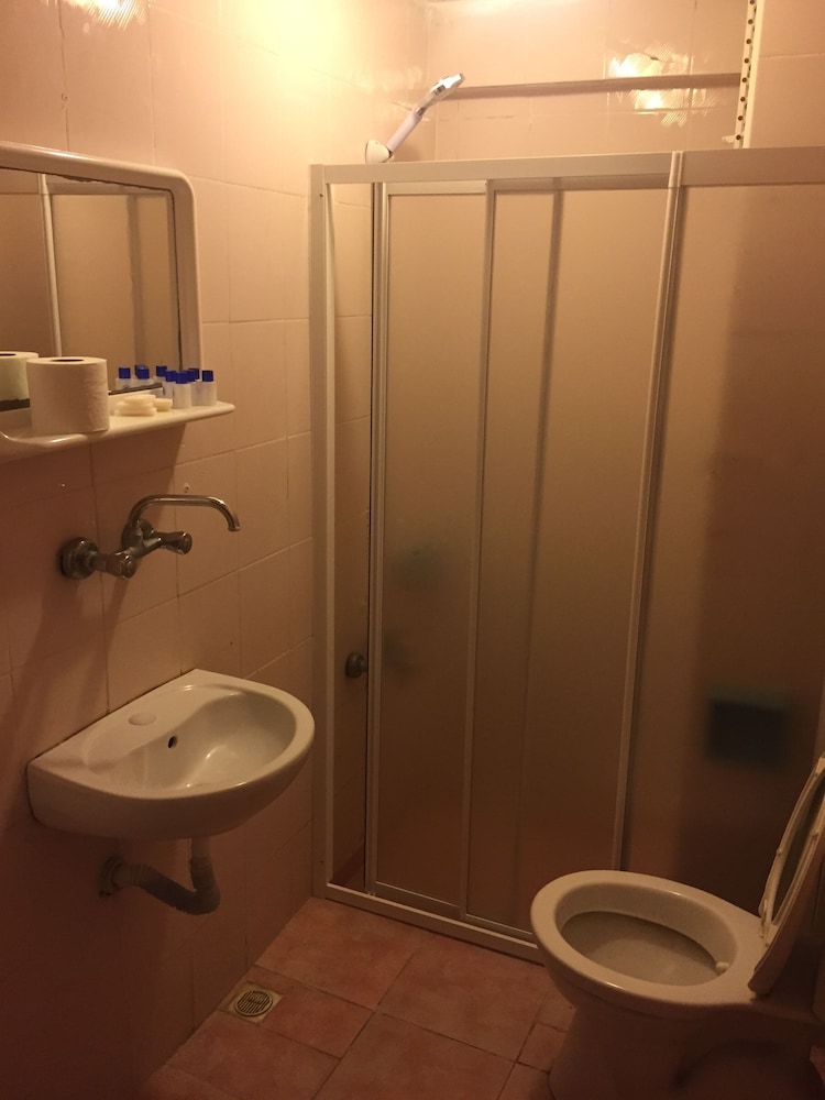 Istanbul Paris Otel & Pansiyon - Image 54