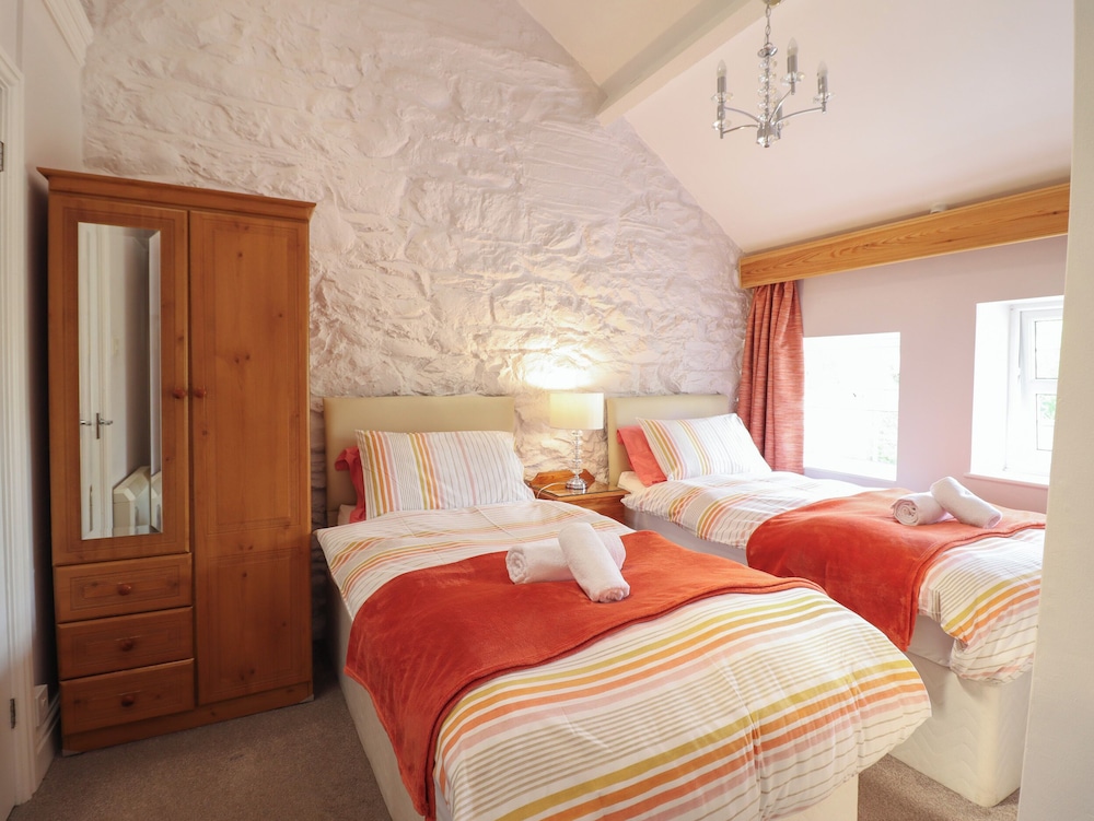Ty Llaeth Cottage