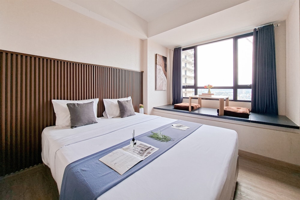 Modern Look Studio At Apartment Collins Boulevard